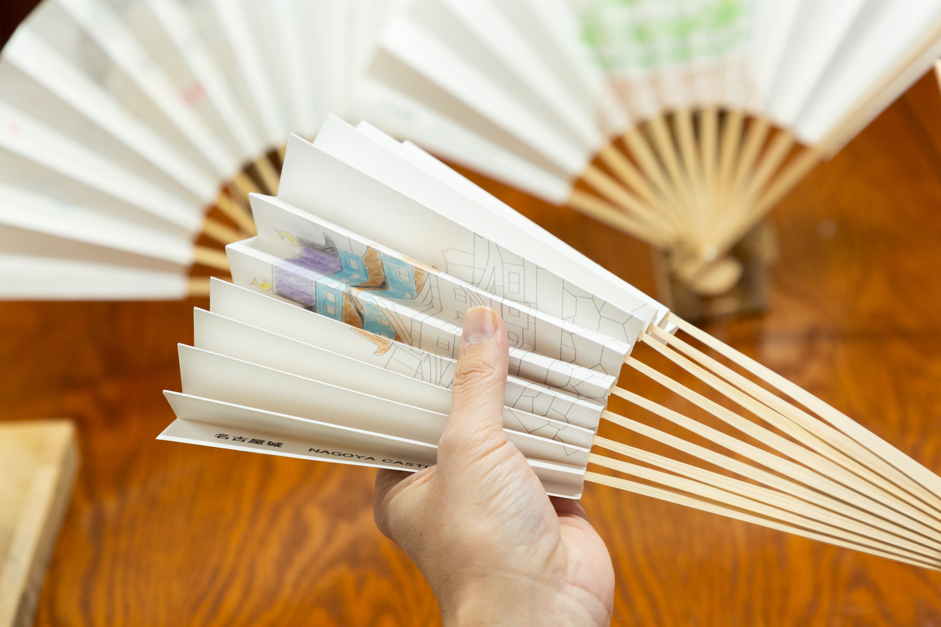 【末廣堂】名古屋扇子で仕立てる、伝統の扇子づくり体験。