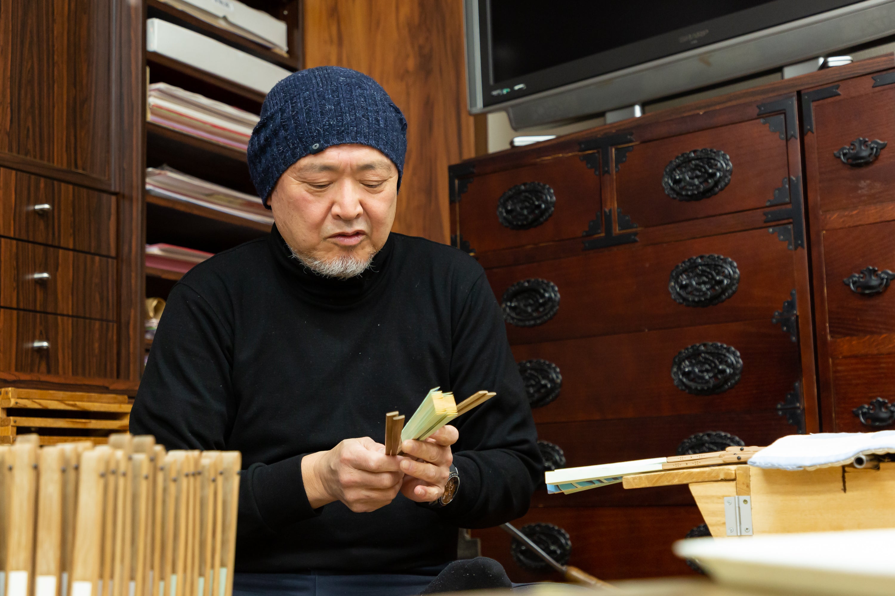 【末廣堂】名古屋扇子で仕立てる、伝統の扇子づくり体験。