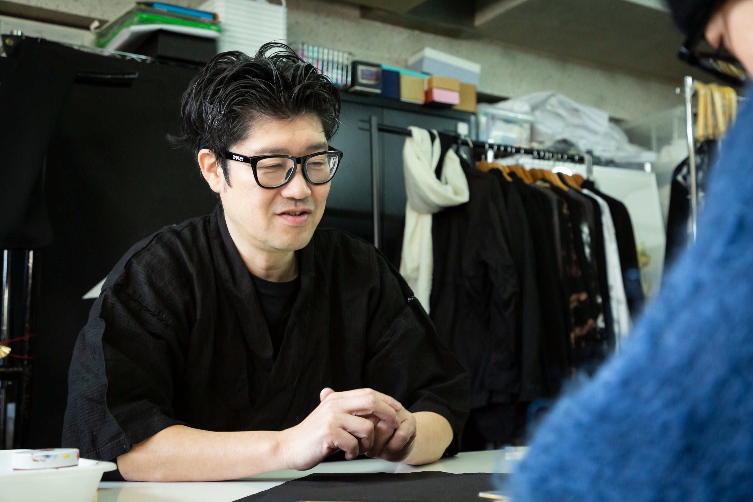 【山勝染工】職人の技に触れる。名古屋黒紋付染 家紋刷り。